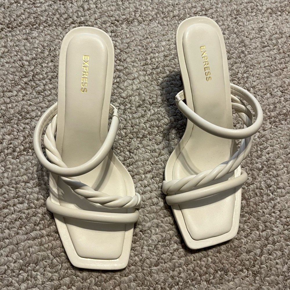 Express Women's Cream Heeled Sandals